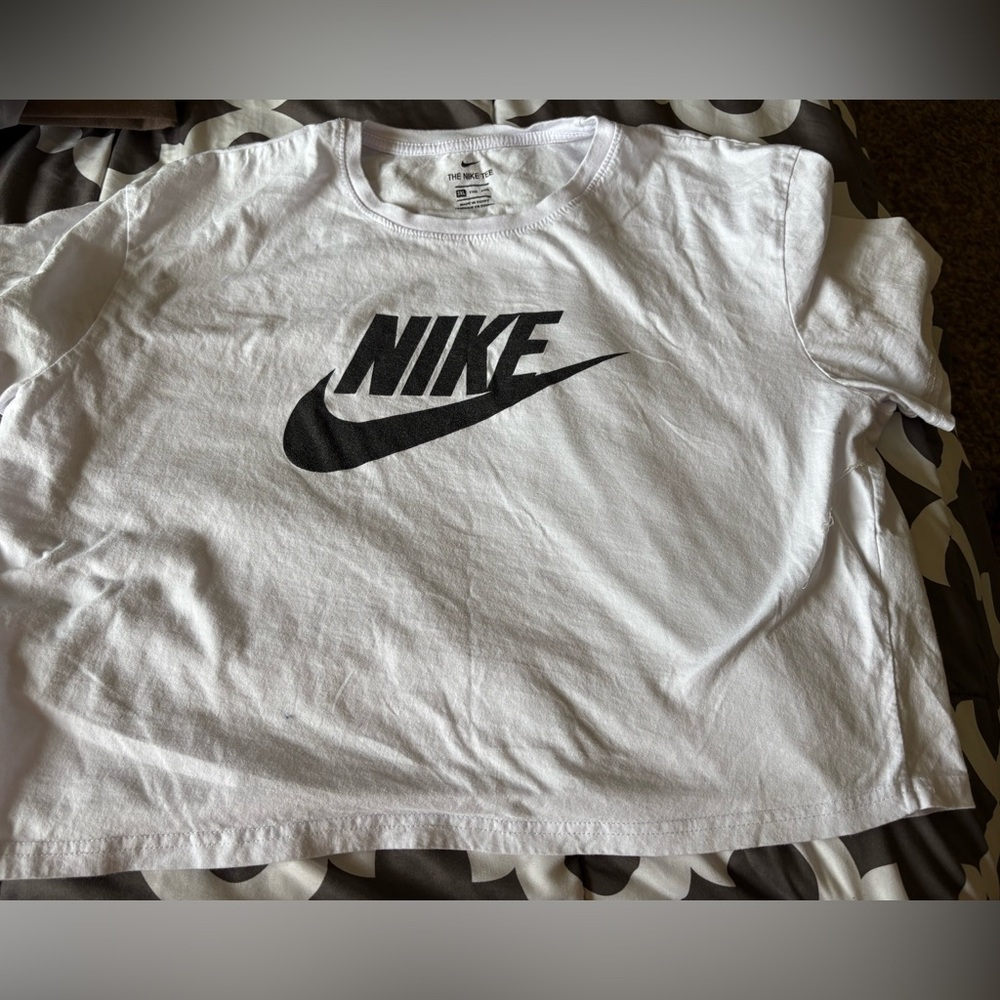Brand new Nike crop top
